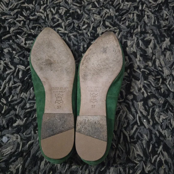 Miu Miu Green Suede Jeweled Pointed Toe Flats EU 37 - Picture 8 of 8